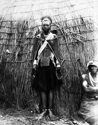 Eine Zulu-Braut, ca. 1895